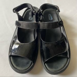 Wolky black patent sandals size 41 Style 3204 Walking Comfort Shoes Mexico Made